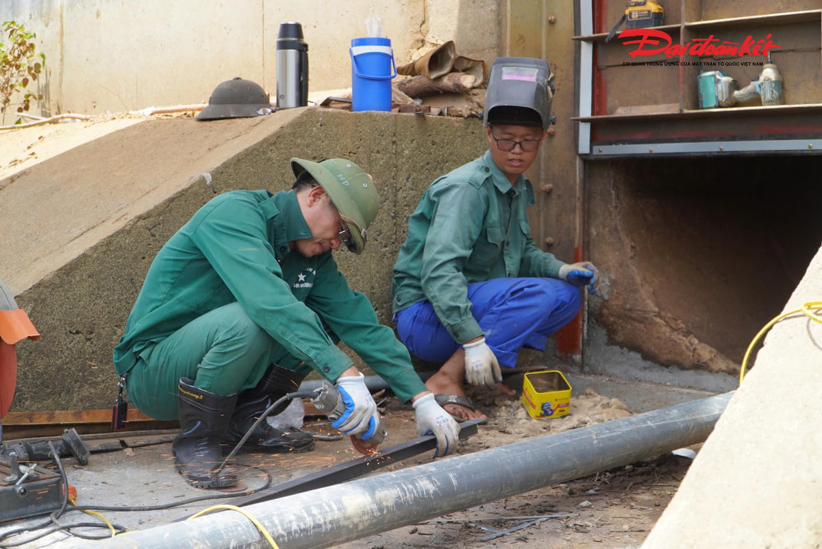 5 cống tiêu thoát nước sẽ được sửa chữa, tuy nhiên đây chỉ là giải pháp tạm thời. Ảnh: HN.