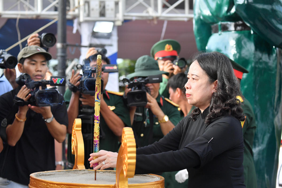 An Giang: Truy điệu và an táng 235 hài cốt liệt sĩ