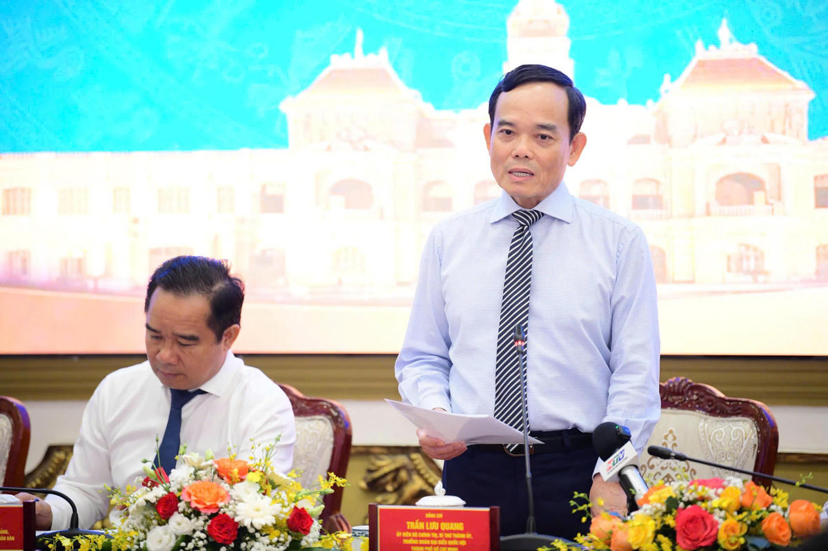 Ông Trần Lưu Quang - Ủy viên Bộ Chính trị, Bí thư Thành ủy TPHCM phát biểu chỉ đạo tại hội nghị. Ảnh: Quang Định.