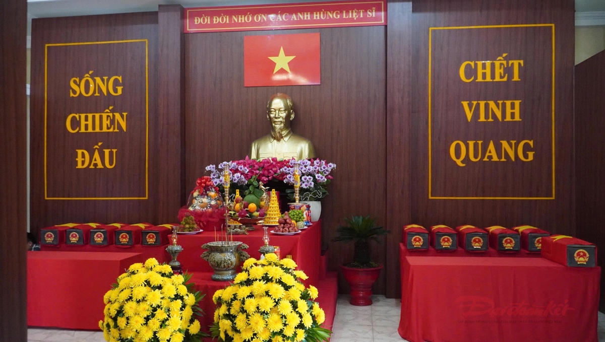 Các bộ hài cốt liệt sĩ cùng nhiều di vật chiến trường đã được quy tập trong những ngày qua. Ảnh: A.Tú.