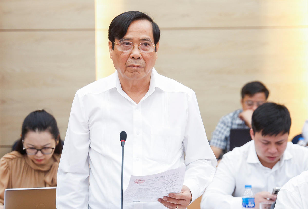 Ông Nguyễn Thanh Bình - Ủy viên Đoàn Chủ tịch, Chủ tịch Hội Người cao tuổi Việt Nam phát biểu tại Hội nghị. Ảnh: Quang Vinh.