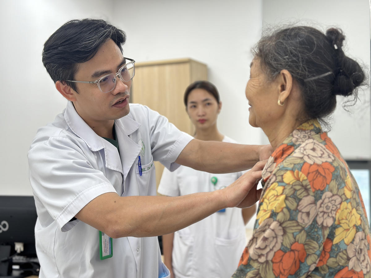 Ca phẫu thuật đầu tiên tại Bệnh viện Hữu nghị Việt Đức cơ sở Ninh Bình