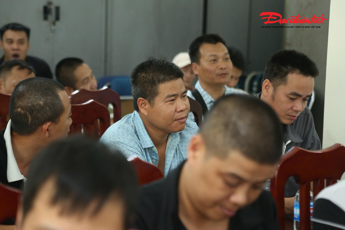 CSGT Hà Nội ký cam kết với doanh nghiệp vận tải về an toàn giao thông