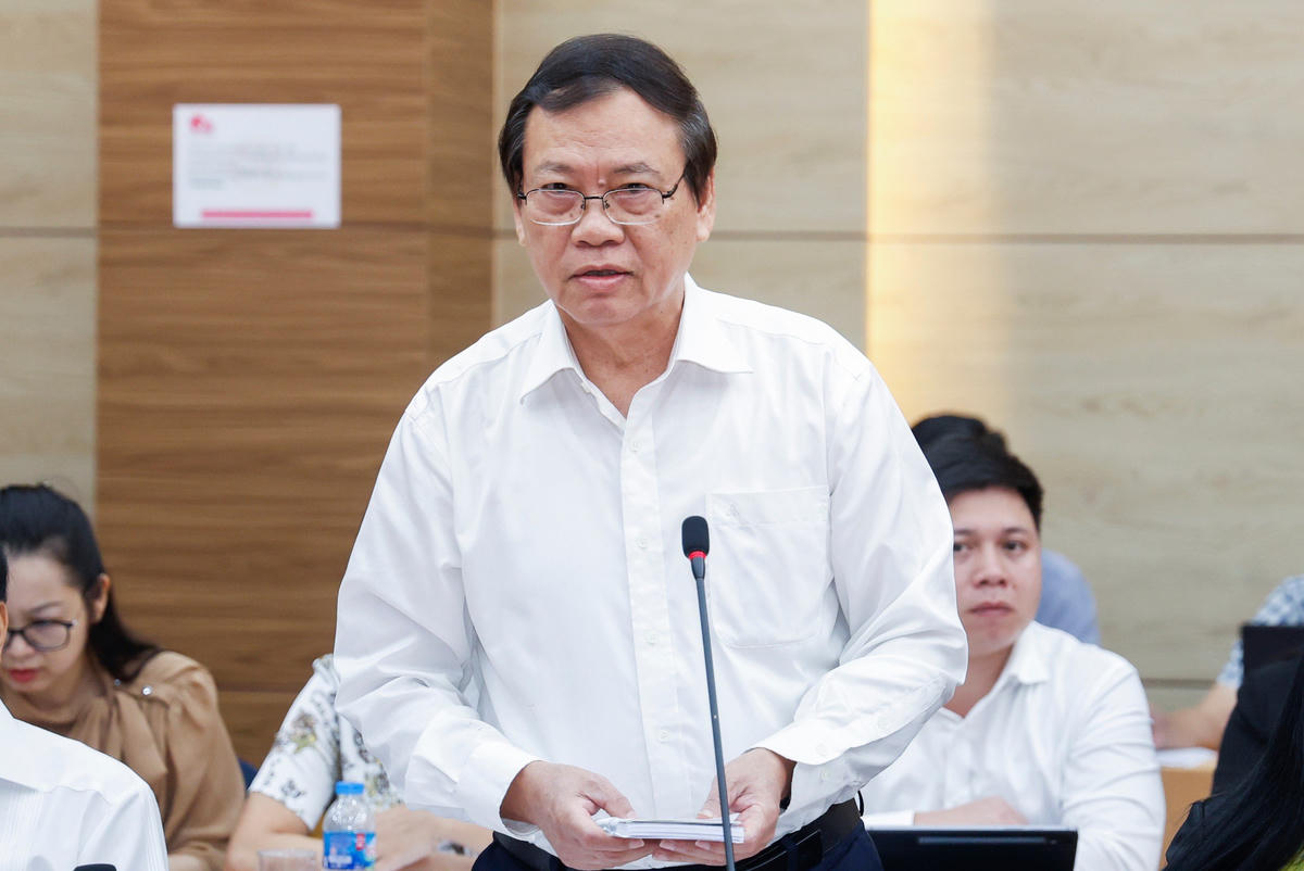 Ông Vũ Trọng Kim - Ủy viên Đoàn Chủ tịch, Chủ tịch Hội Cựu Thanh niên xung phong Việt Nam phát biểu tại Hội nghị. Ảnh: Quang Vinh.