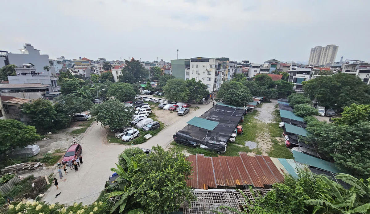 Hiện trạng khu đất được UBND TP ban hành Quyết định số 3833/QĐ-UB (ngày 3/7/2003) phê duyệt kế hoạch sử dụng để giao cho 119 hộ gia đình làm nhà ở giãn dân. Ảnh: Đạt Lê