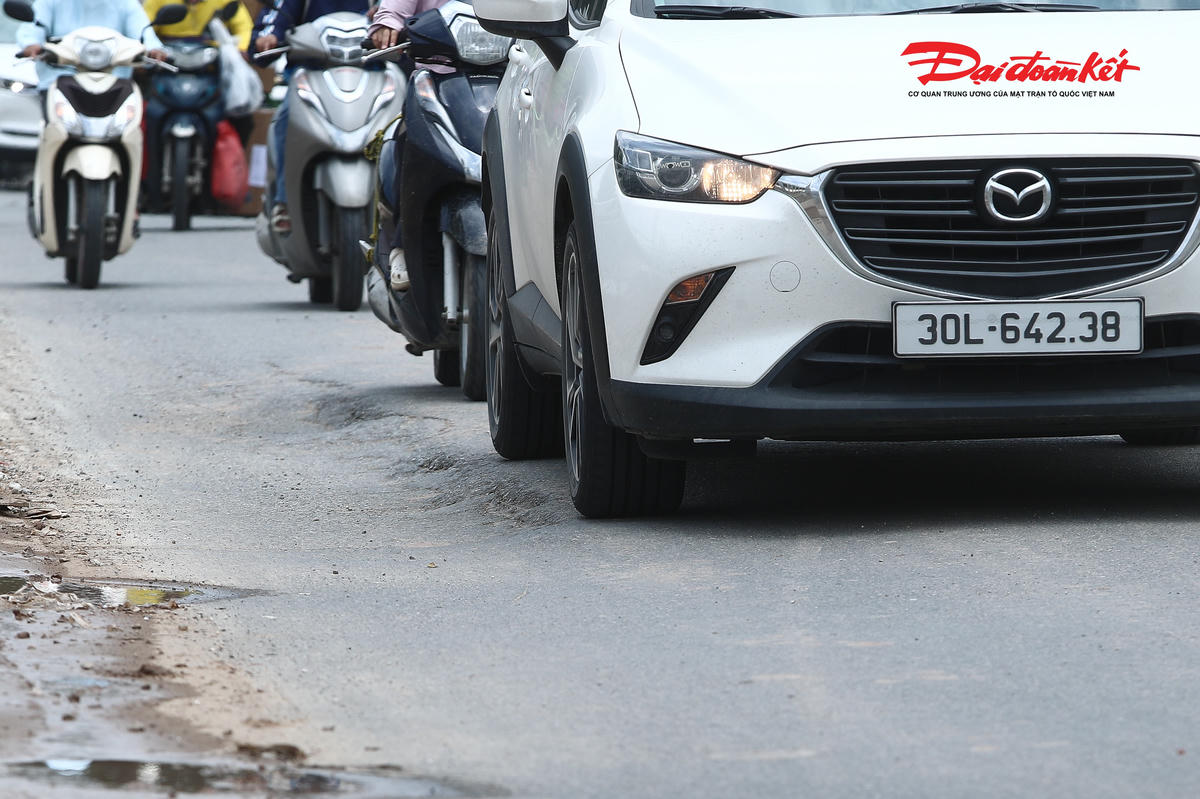 Hà Nội: Dự án hồ Đồng Bông 2 gây sụt lún đường Trung Thư