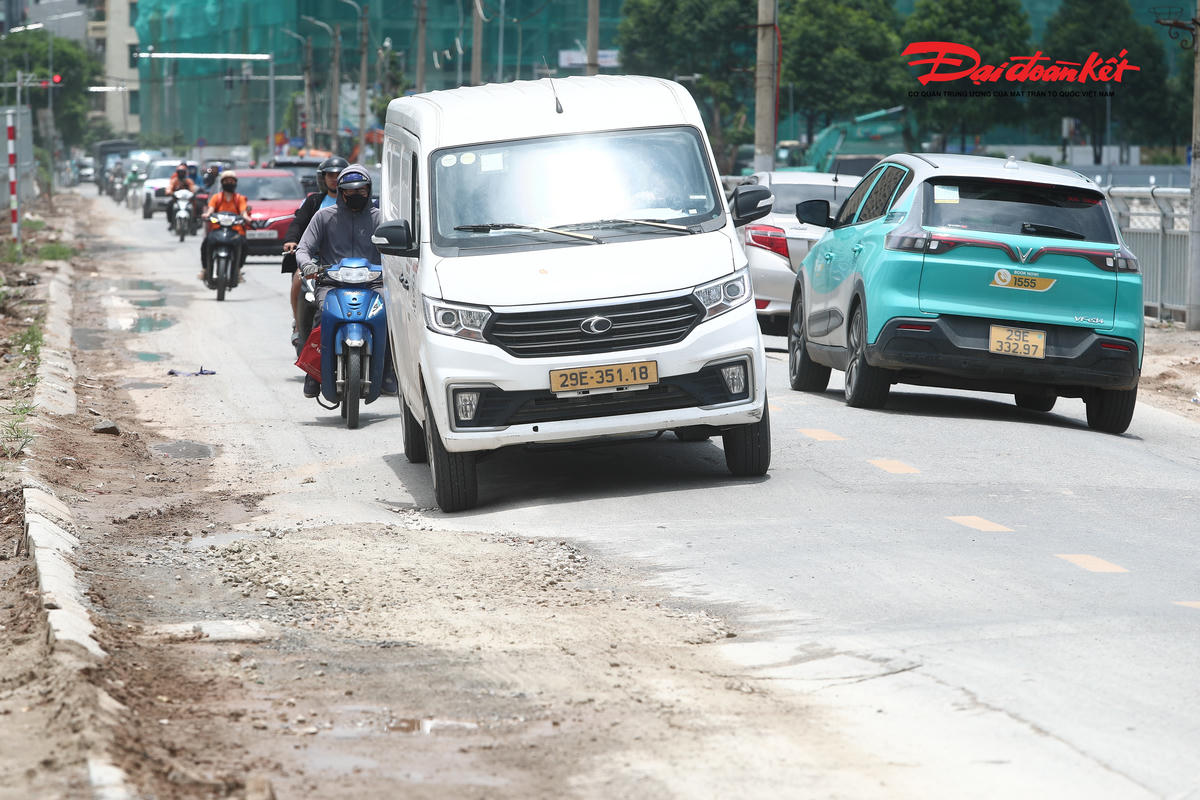 Hà Nội: Dự án hồ Đồng Bông 2 gây sụt lún đường Trung Thư