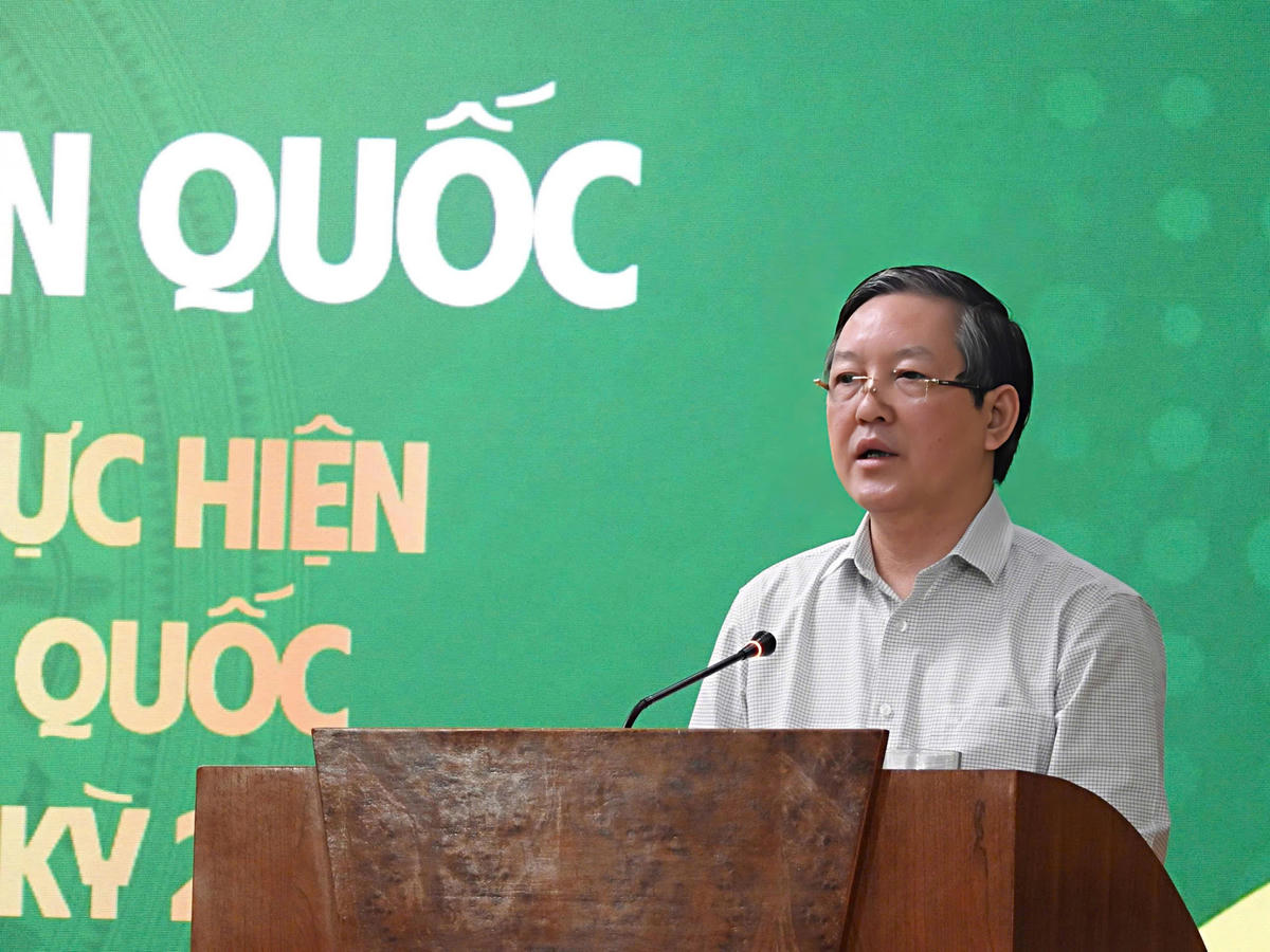 Ủy viên Ban Chấp hành Trung ương Đảng, Phó Chủ tịch Ủy ban Trung ương MTTQ Việt Nam, Chủ tịch BCH Trung ương Hội Nông dân Việt Nam Lương Quốc Đoàn phát biểu tại Hội nghị