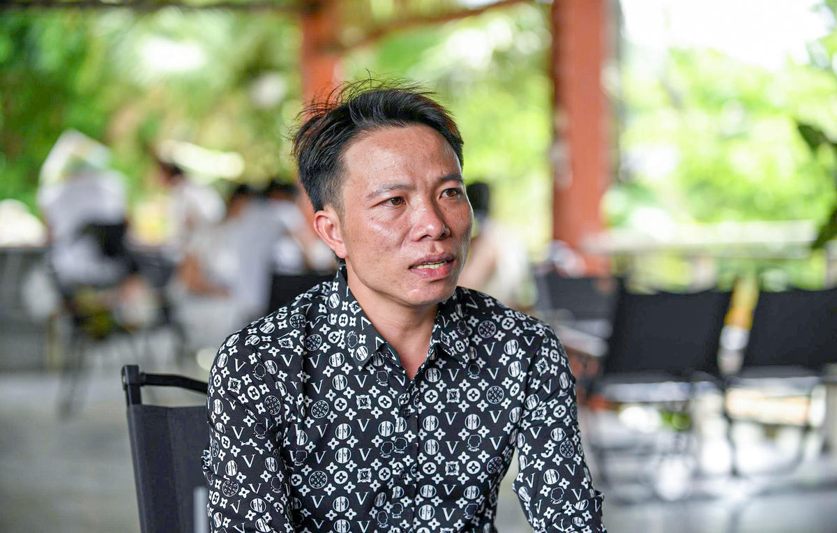 Anh Nguyễn Quyết Thắng kể lại hành trình phát hiện ra hang động.