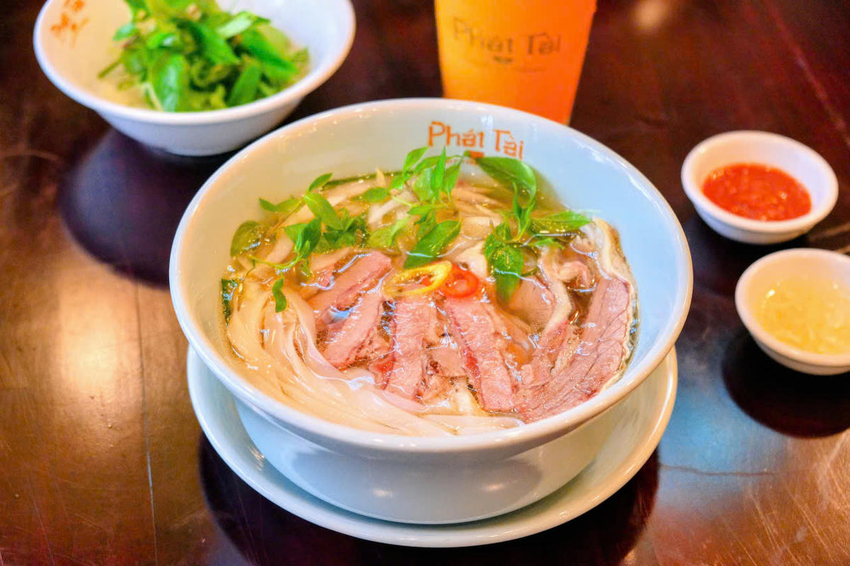 Món phở Bắc thơm ngon tại Sài Gòn. Ảnh: H.G