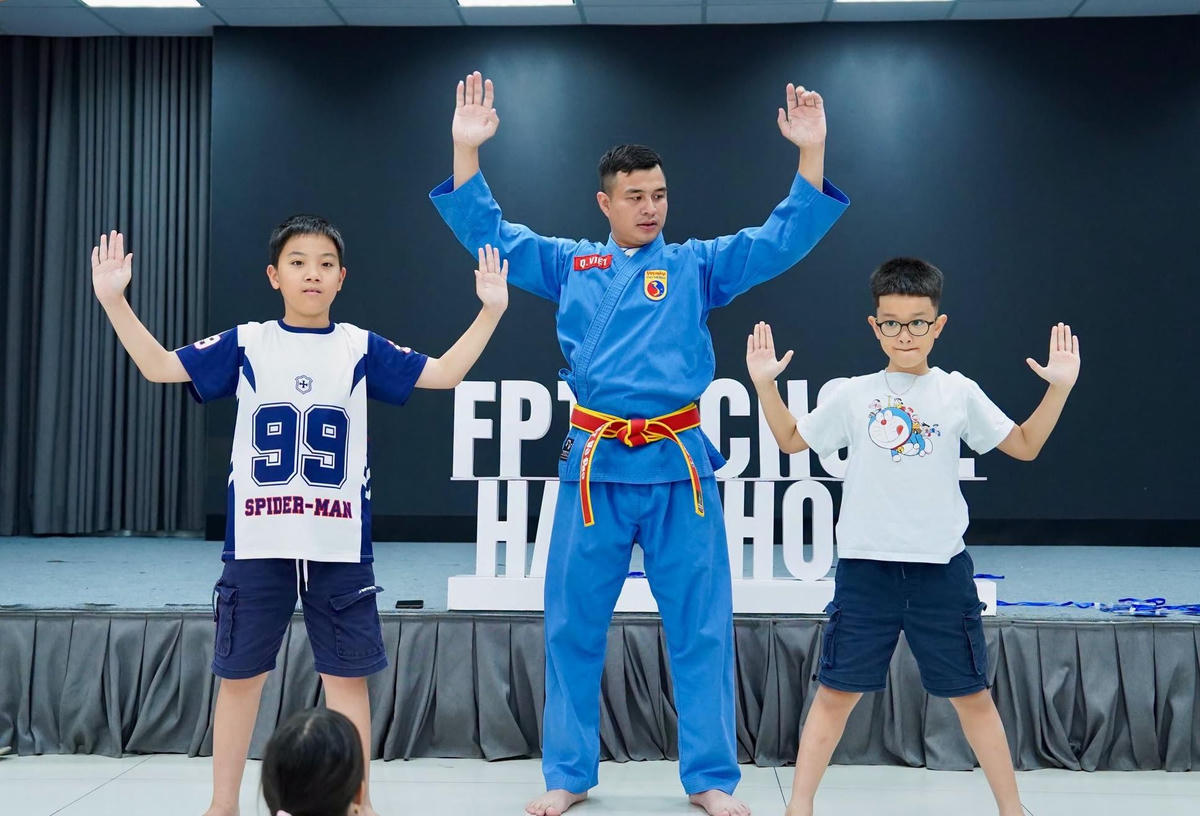 Vovinam - môn học “đặc sản” của FPT School Hải Phòng được đưa vào chương trình trải nghiệm học tập của các trại sinh.
