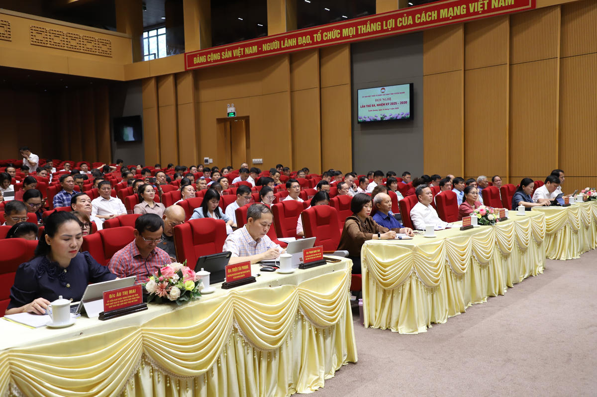 Các đại biểu dự Hội nghị.
