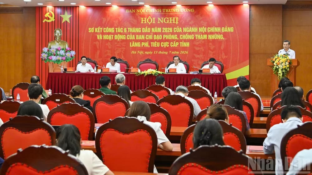 Nâng cao hiệu quả công tác nội chính, tạo thuận lợi cho phát triển kinh tế-xã hội