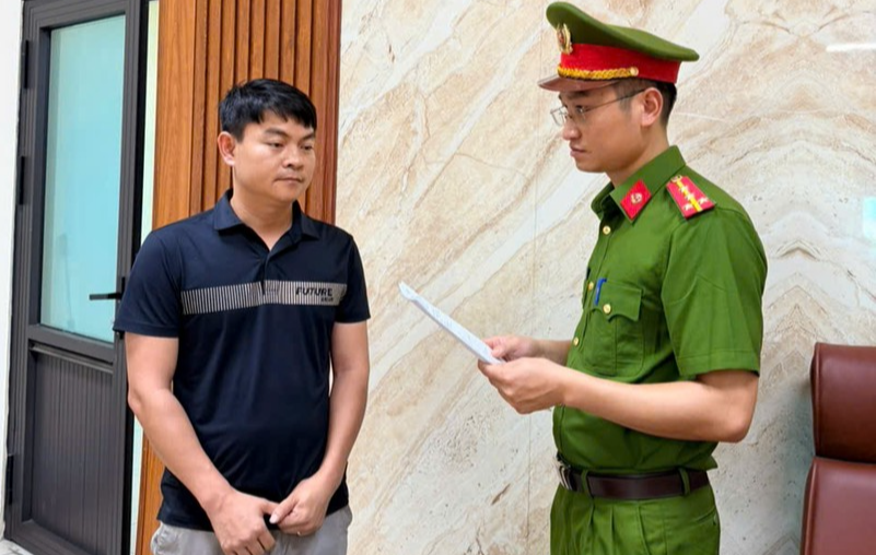 Bị can Nguyễn Văn Bình, Giám đốc Công ty TNHH Sản xuất và thương mại Bình Minh Vĩnh Phúc.