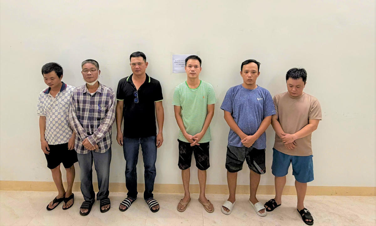 Các đối tượng tại cơ quan điều tra. Ảnh: CA Đà Nẵng.