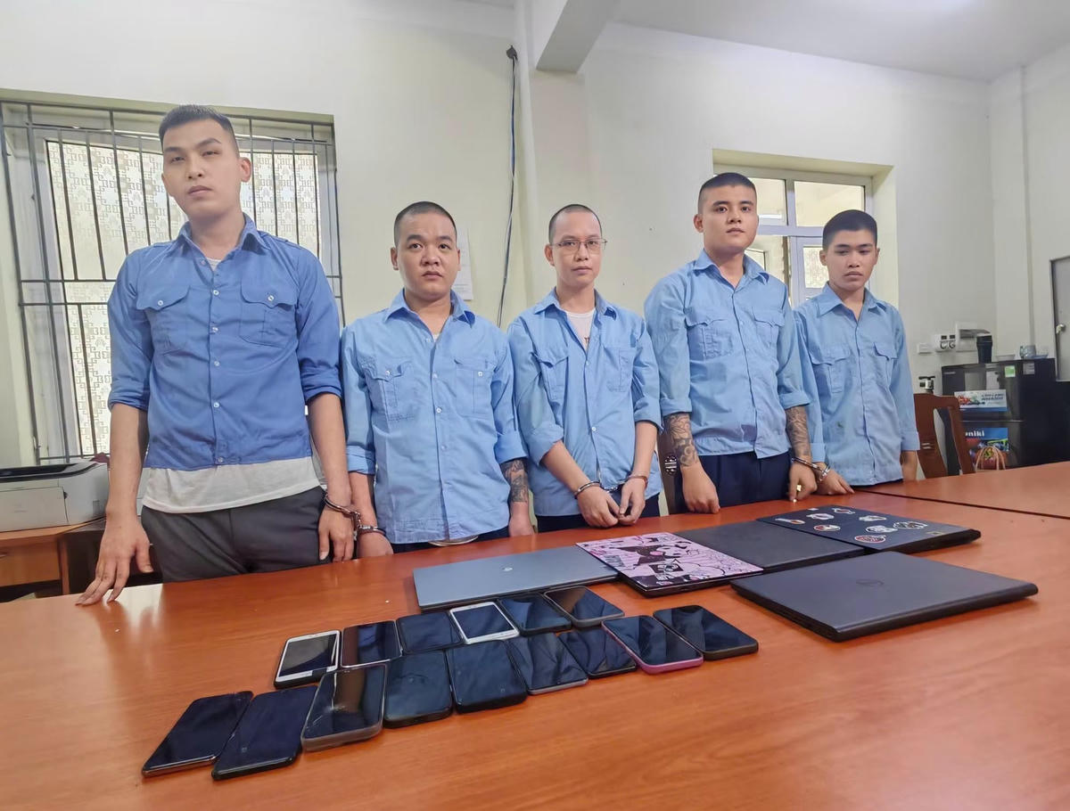 Nhóm đối tượng trong vụ án