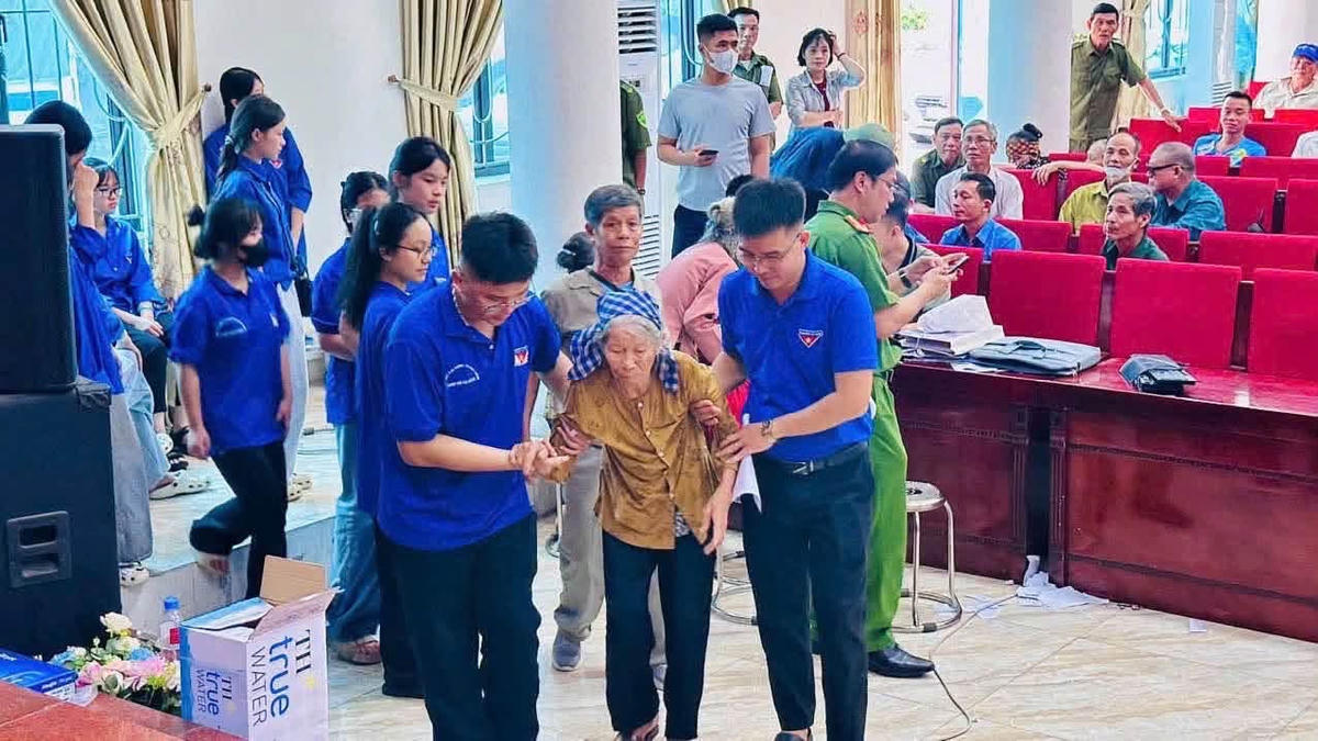 Tuổi trẻ Hải Phòng xung kích hỗ trợ thu nhận mẫu sinh phẩm ADN thân nhân liệt sĩ