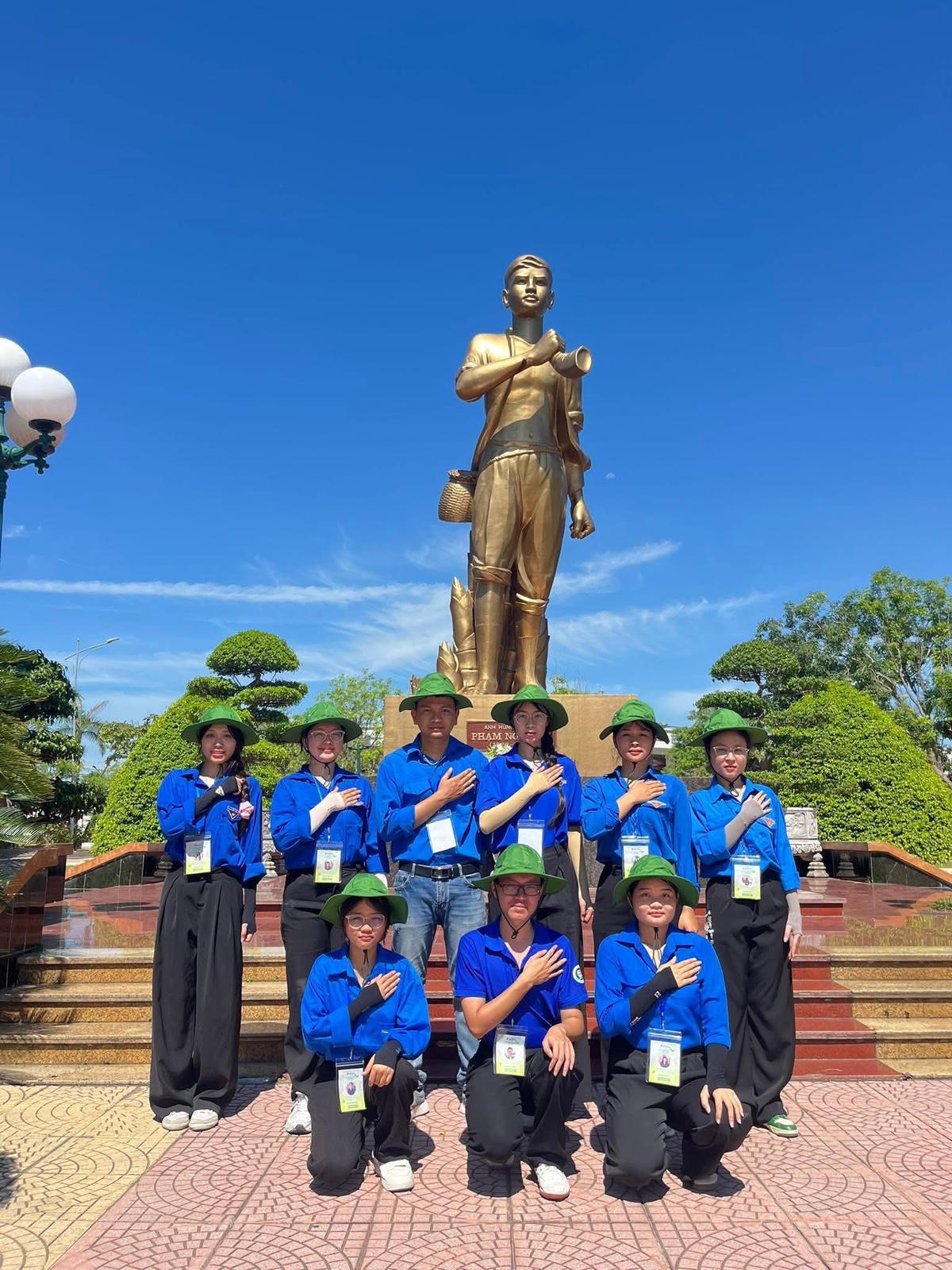 Tuổi trẻ Hải Phòng xung kích hỗ trợ thu nhận mẫu sinh phẩm ADN thân nhân liệt sĩ