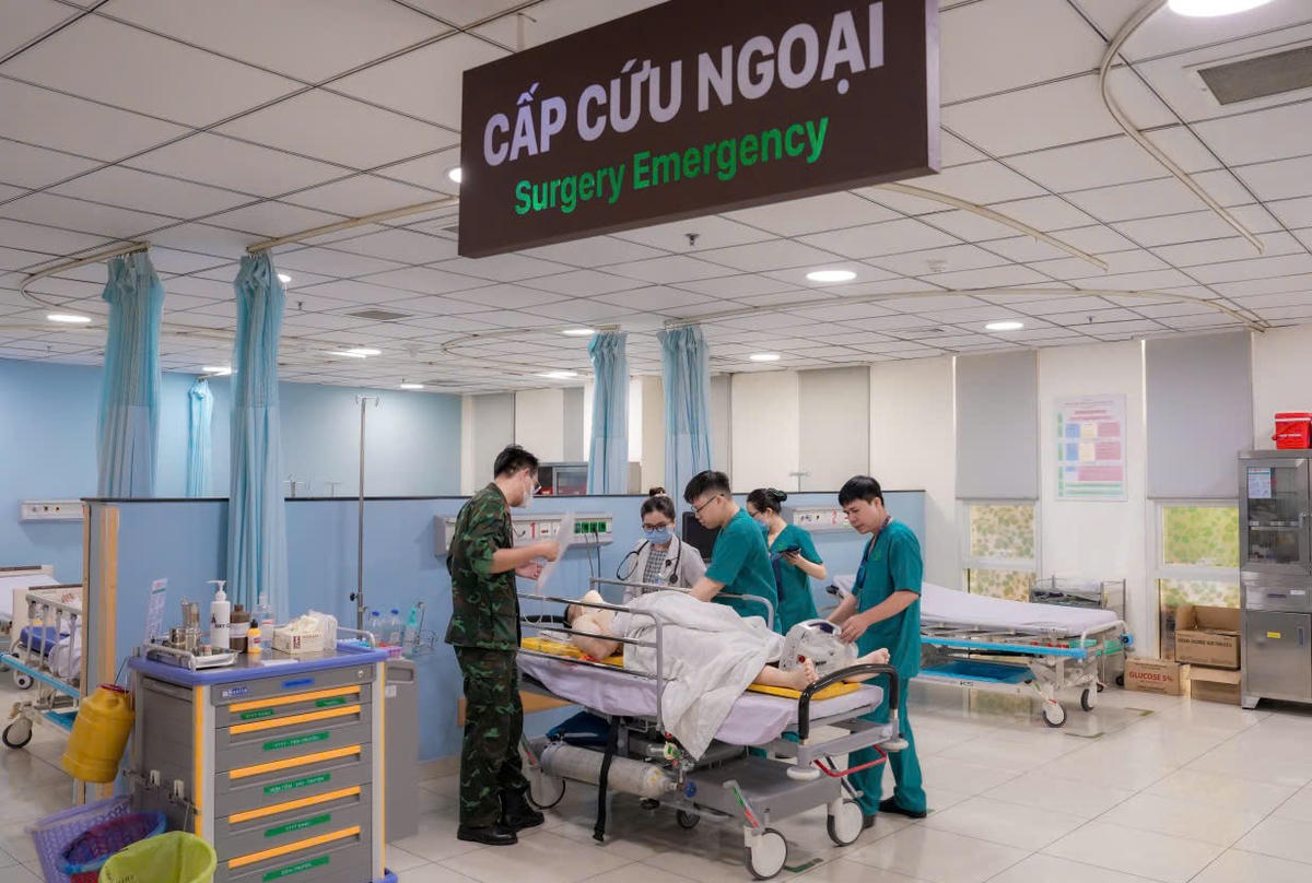 Bệnh nhân được cấp cứu, và điều trị tại Bệnh viện Quân y 175. Ảnh: BV