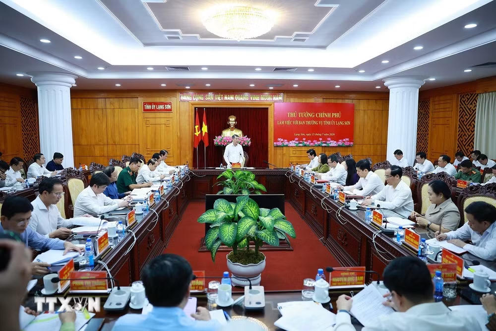 ttxvn-thu-tuong-lam-viec-voi-ban-thuong-vu-tinh-uy-lang-son-1.jpg