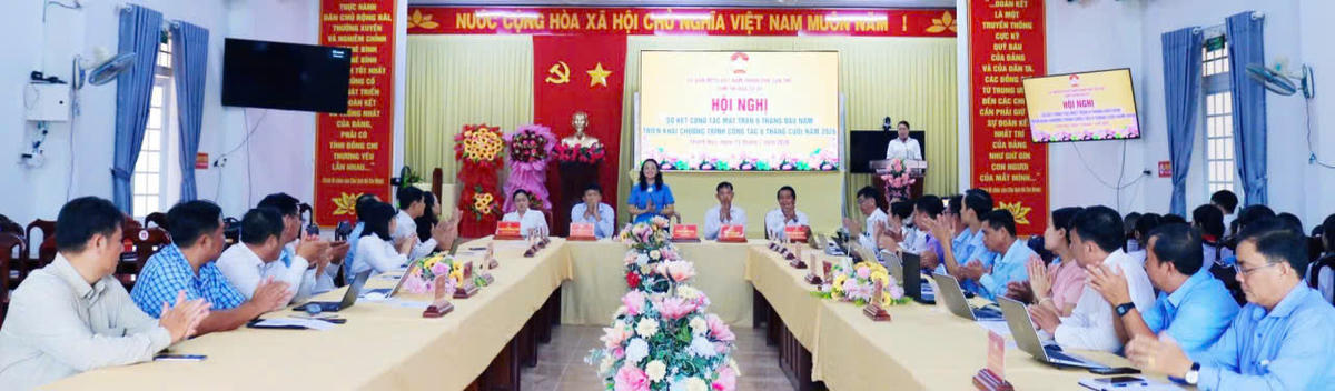 Toàn cảnh hội nghị. Ảnh: Tuệ Yên