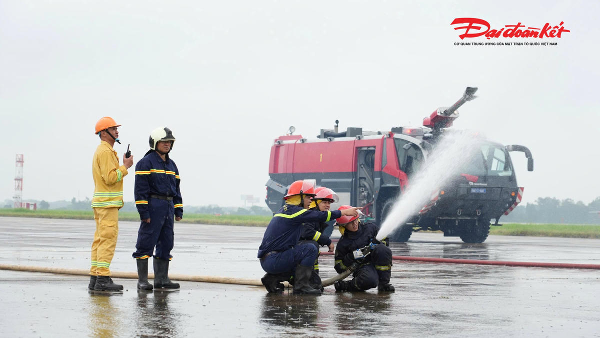 Đây là hoạt động thường niên nhằm kiểm tra, đánh giá khả năng chỉ huy, điều hành, hiệp đồng tác chiến giữa các lực lượng; nâng cao kỹ năng xử lý tình huống khẩn nguy, đồng thời rà soát, hoàn thiện phương án chữa cháy, cứu nạn cứu hộ và kế hoạch khẩn nguy của sân bay.
