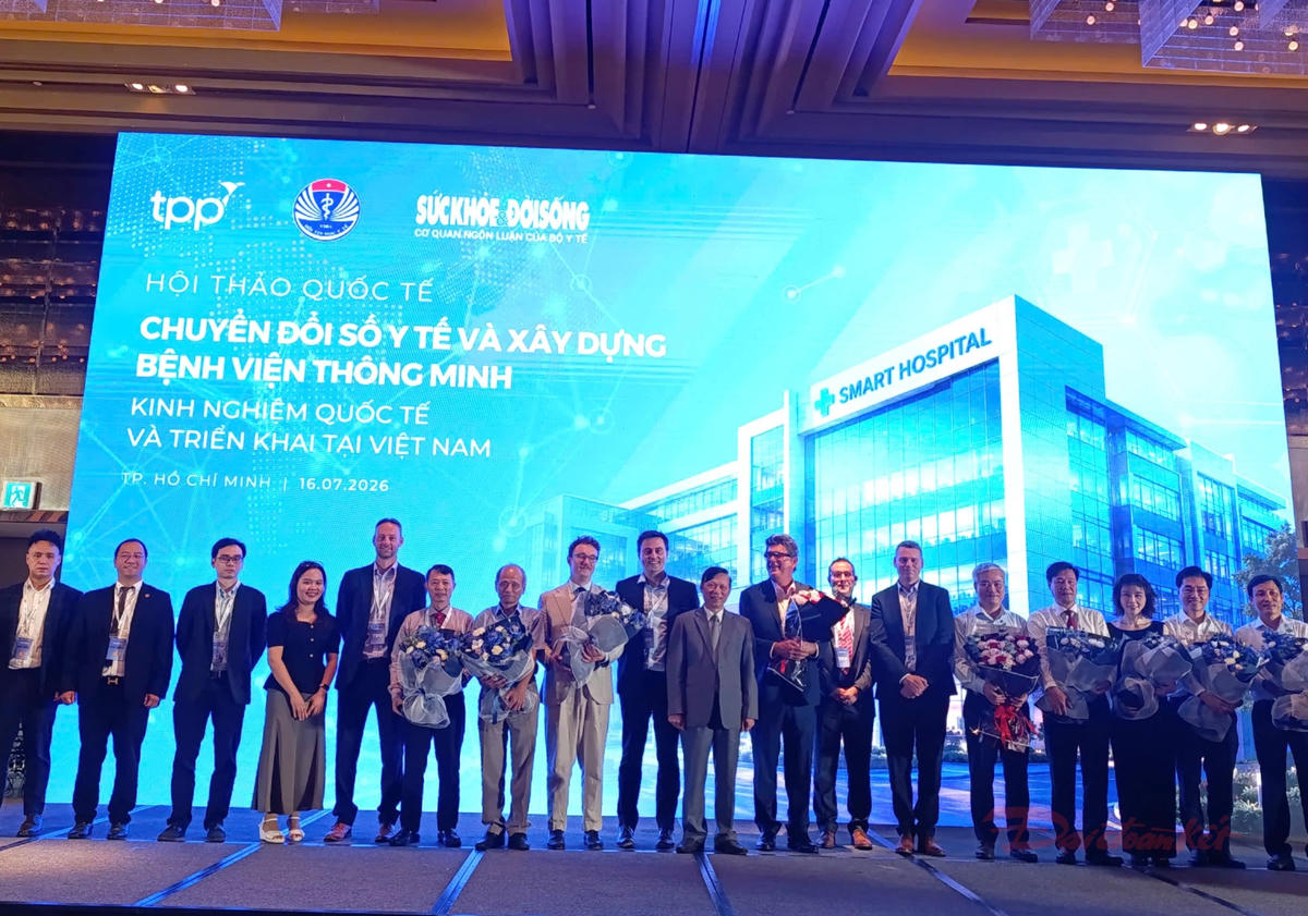 Các đại biểu trong nước và quốc tế tham gia hội thảo. Ảnh: T.Luân.