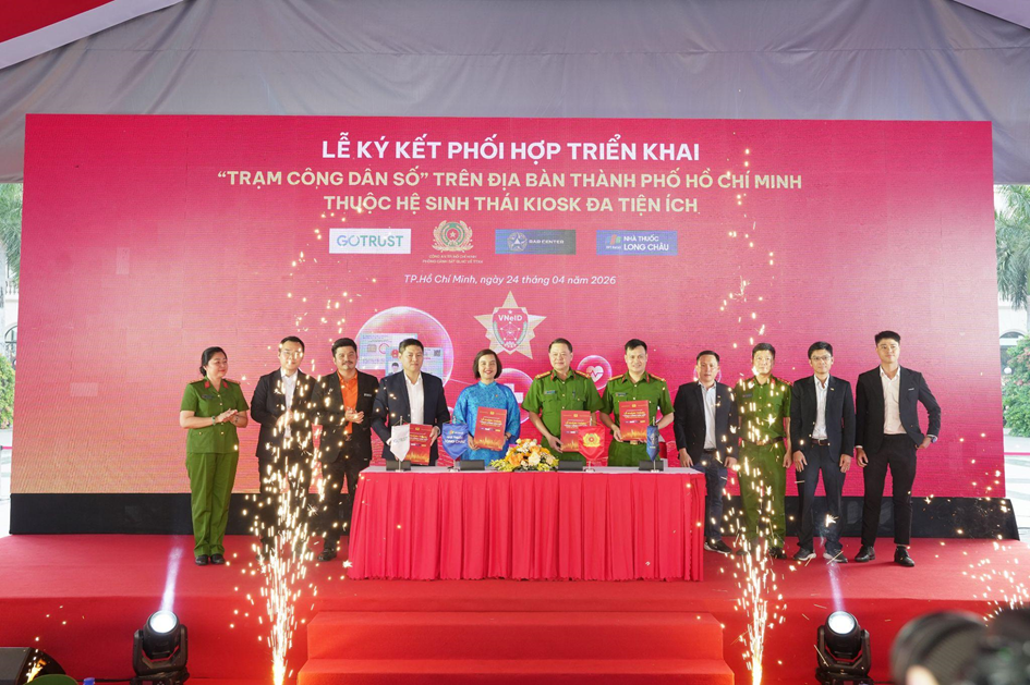 Lễ khánh thành Trạm Công dân số diễn ra tại Khu đô thị Cityland Park Hills (phường Gò Vấp) vào tháng 4/2026. Ảnh: H.Khánh.