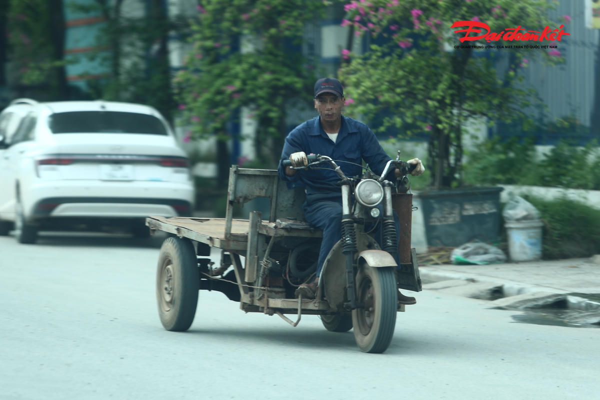 Xe tự chế, không biển số hoạt động trên tỉnh lộ 419, tiềm ẩn nguy cơ mất an toàn giao thông