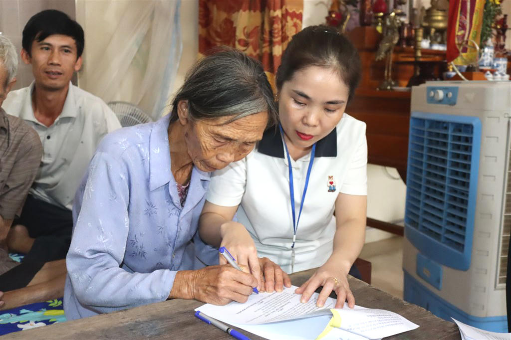 Từ một cửa đến “gõ cửa từng nhà”