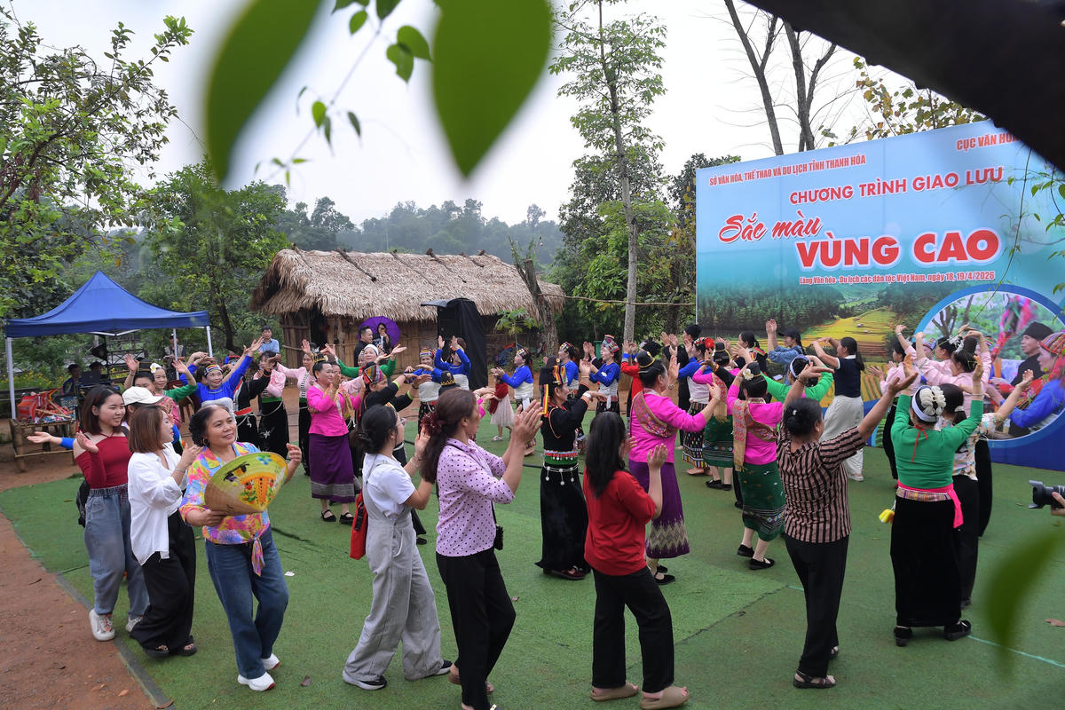 Mở không gian mới cho Làng Văn hóa - Du lịch