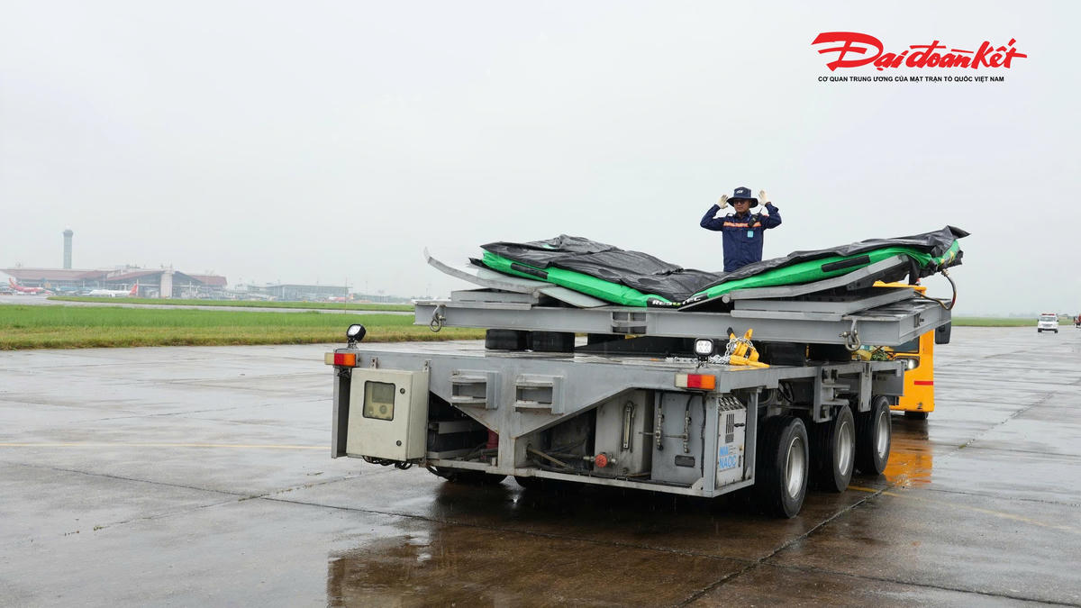 Diễn tập chữa cháy, cứu nạn và di dời tàu bay tại sân bay Nội Bài