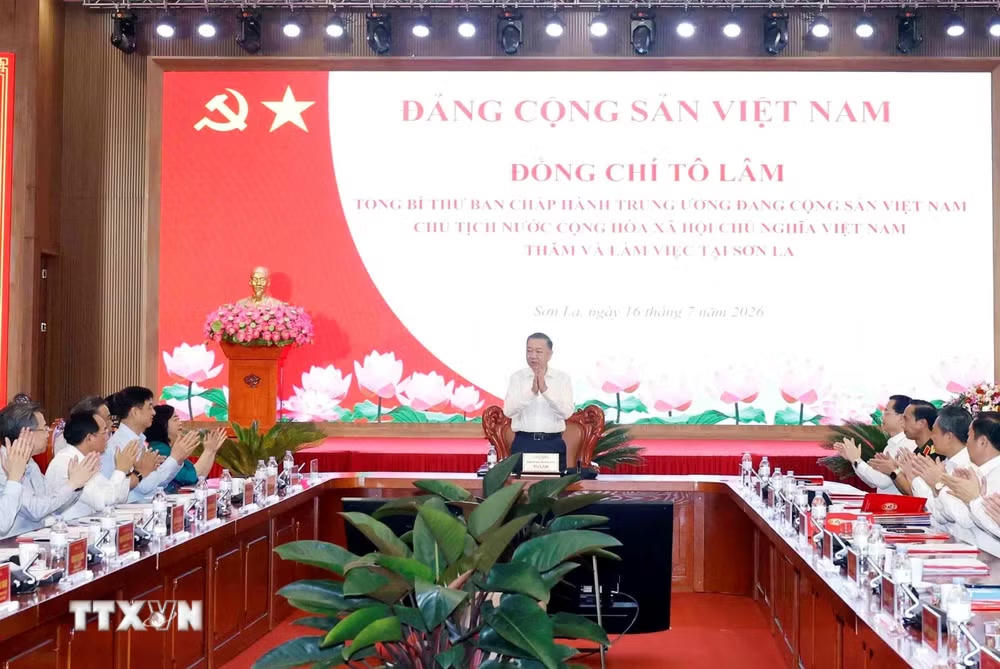 ttxvn-tong-bi-thu-chu-tich-nuoc-lam-viec-voi-ban-thuong-vu-tinh-uy-son-la-1607-3.jpg
