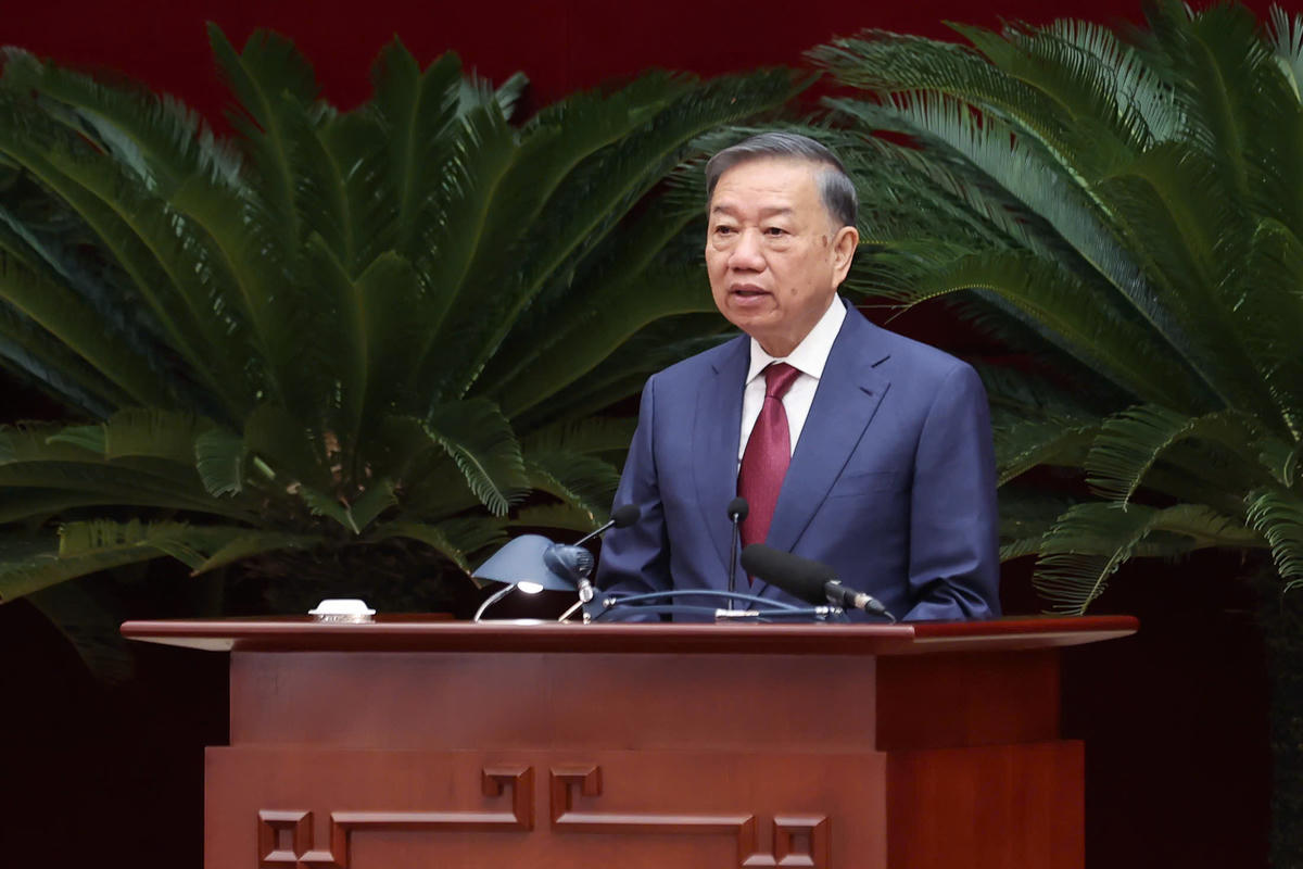 Tổng Bí thư, Chủ tịch nước Tô Lâm phát biểu khai mạc Hội nghị lần thứ ba Ban Chấp hành Trung ương Đảng khoá XIV - Ảnh: VGP/Nhật Bắc