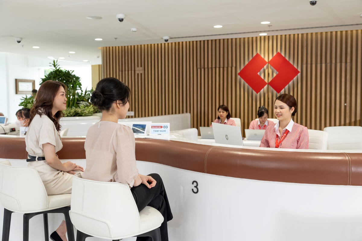 Tăng trưởng nửa năm 22,5%, Techcombank đạt lợi nhuận quý 2 cao nhất từ trước tới nay
