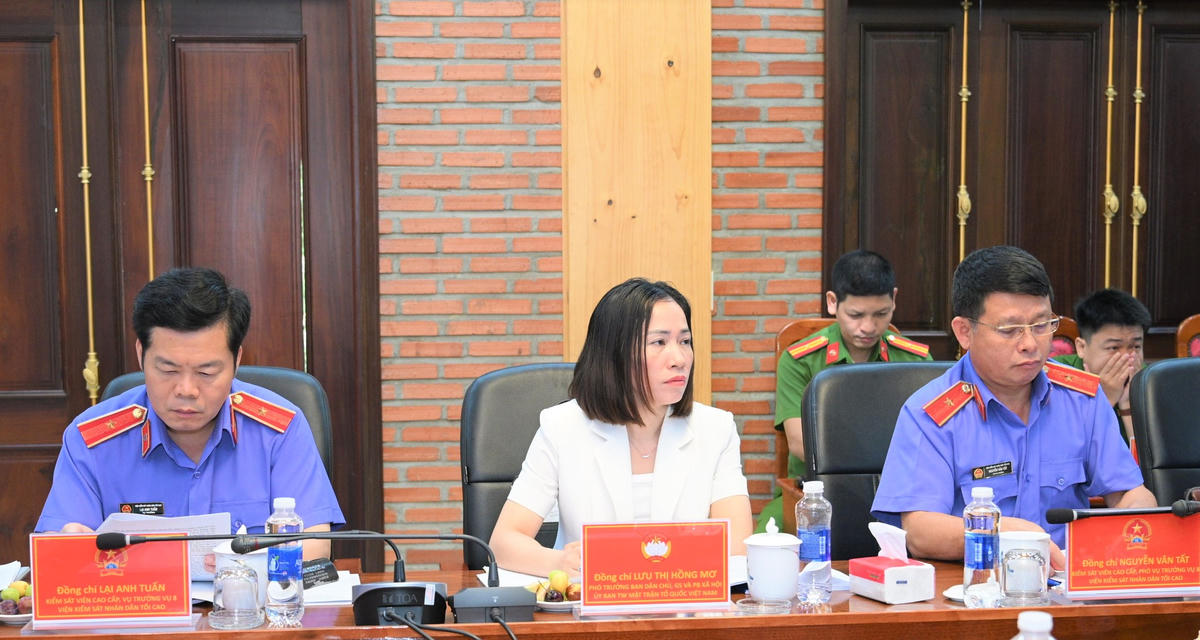 Đại biểu lãnh đạo Ủy ban Trung ương MTTQ Việt Nam và lãnh đạo Viện KSND tối cao tham dự buổi kiểm tra, giám sát. Ảnh: Đình Sang.