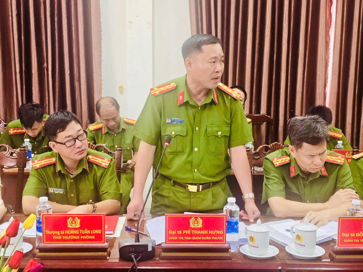 Đại tá Phí Thanh Hưng, Giám thị Trại giam Xuân Phước. Ảnh: Tiến Đạt.