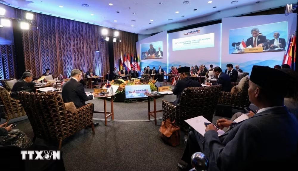 Bộ trưởng Ngoại giao các nước ASEAN dự lễ khai mạc AMM-59. (Ảnh: TTXVN phát)