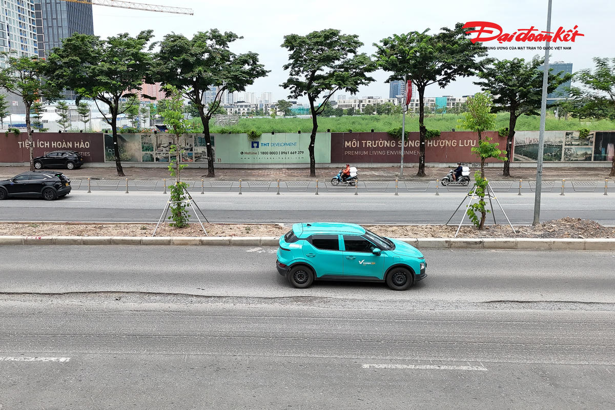 Dự kiến trong tuần này, Ban quản lý dự án đầu tư xây dựng công trình hạ tầng kỹ thuật và nông nghiệp sẽ bắt đầu tổ chức thi công hoàn trả trên đường Võ Chí Công và các tuyến đường khác theo thiết kế được duyệt.