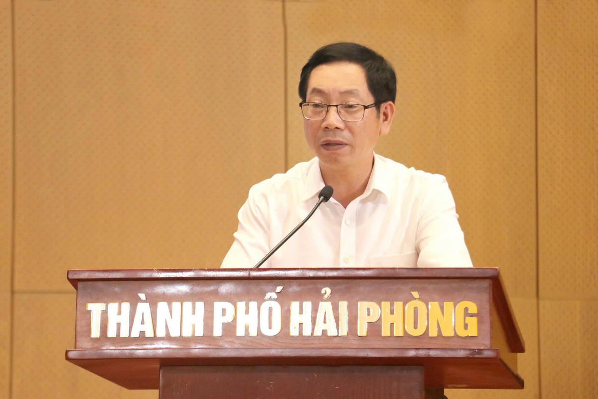 Ông Vũ Tiến Phụng, Phó Chủ tịch UBND TP Hải Phòng phát biểu chỉ đạo tại hội nghị. Ảnh: VD. 