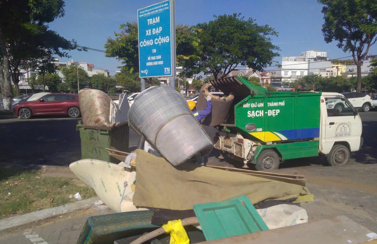 Giải pháp mới ngăn nạn đổ trộm xà bần, rác cồng kềnh