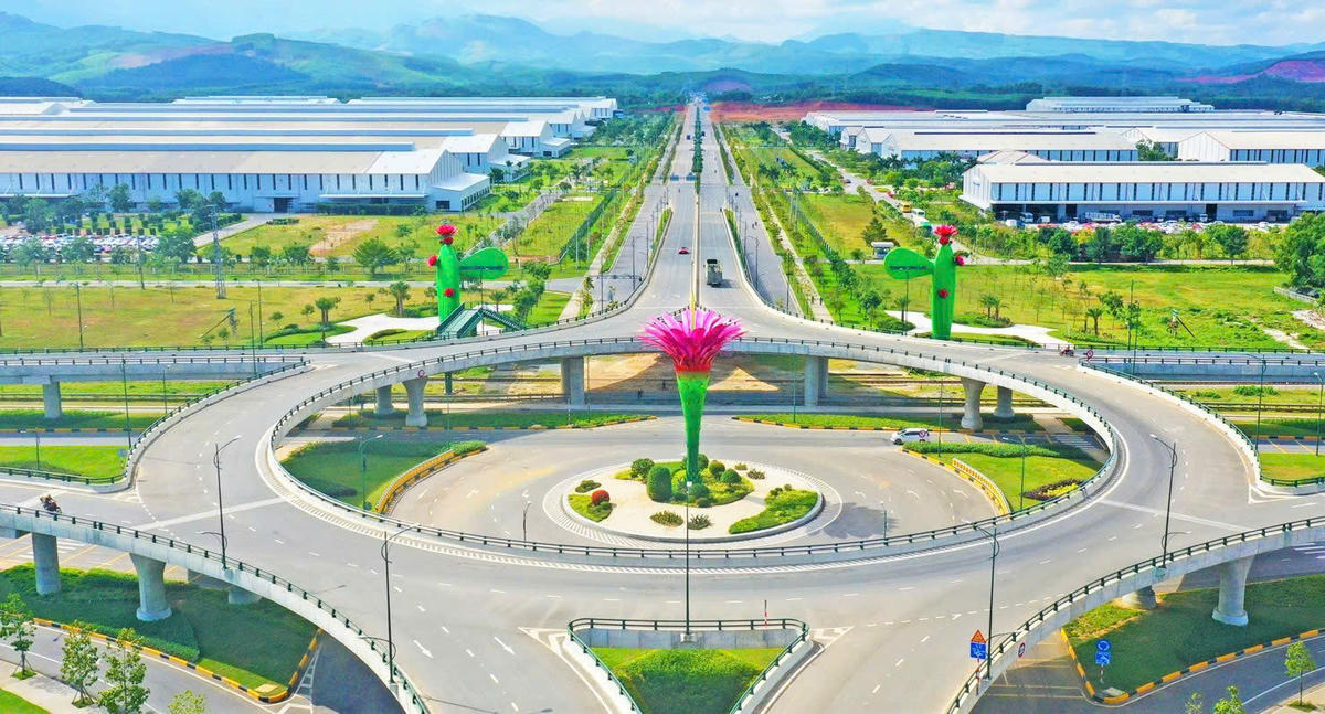 Một góc Khu kinh tế mở Chu Lai. Ảnh: TC.