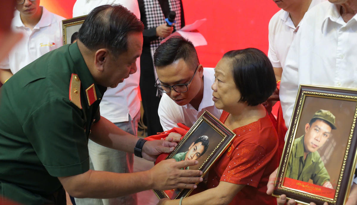 Chăm lo thương binh, liệt sĩ là 'mệnh lệnh từ trái tim'