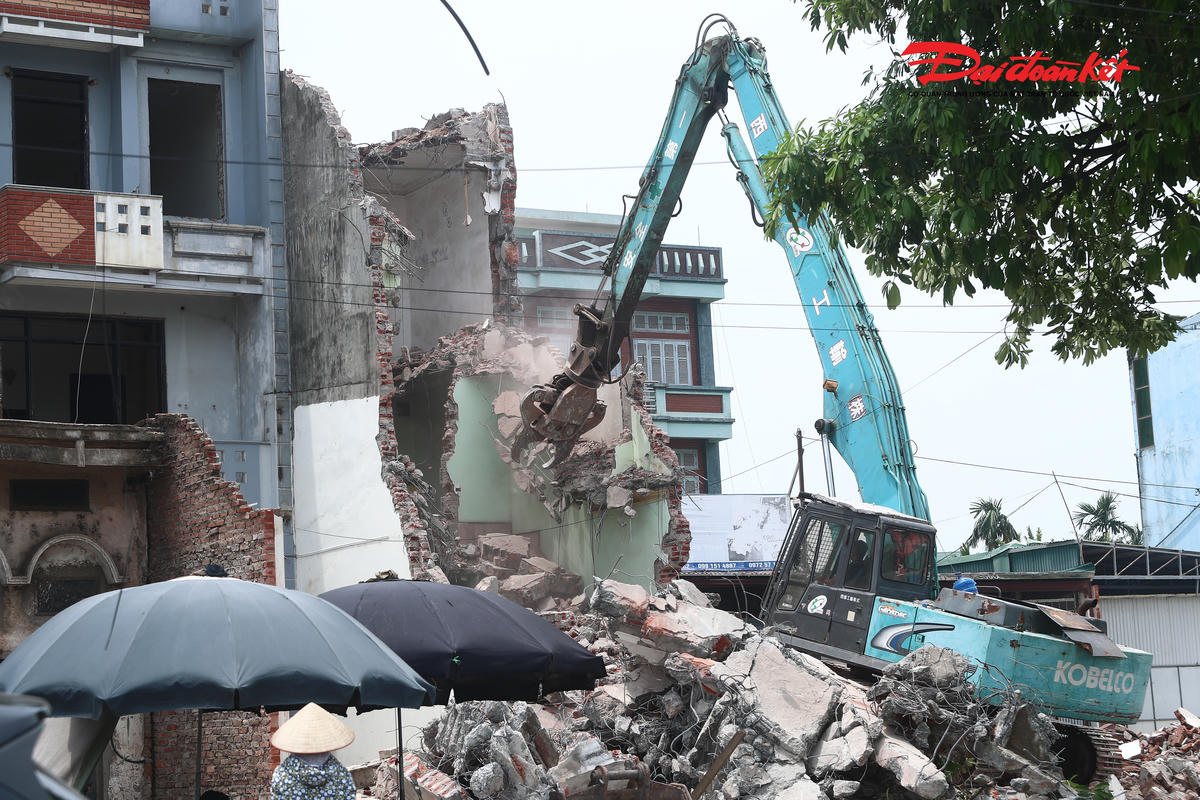 Quốc lộ 6 mở rộng đang dần định hình