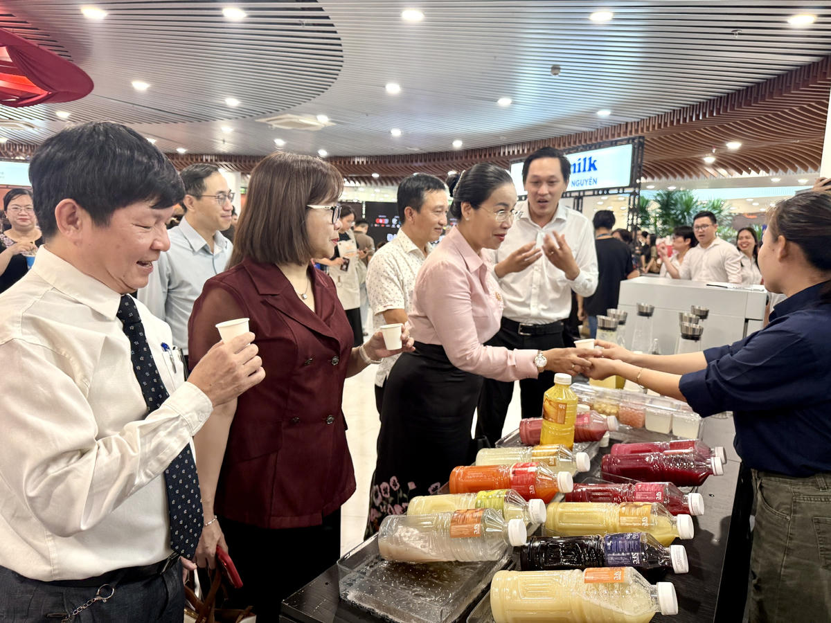Khai mạc “Đại tiệc cà phê”, nâng giá trị nông sản, tạo sản phẩm du lịch