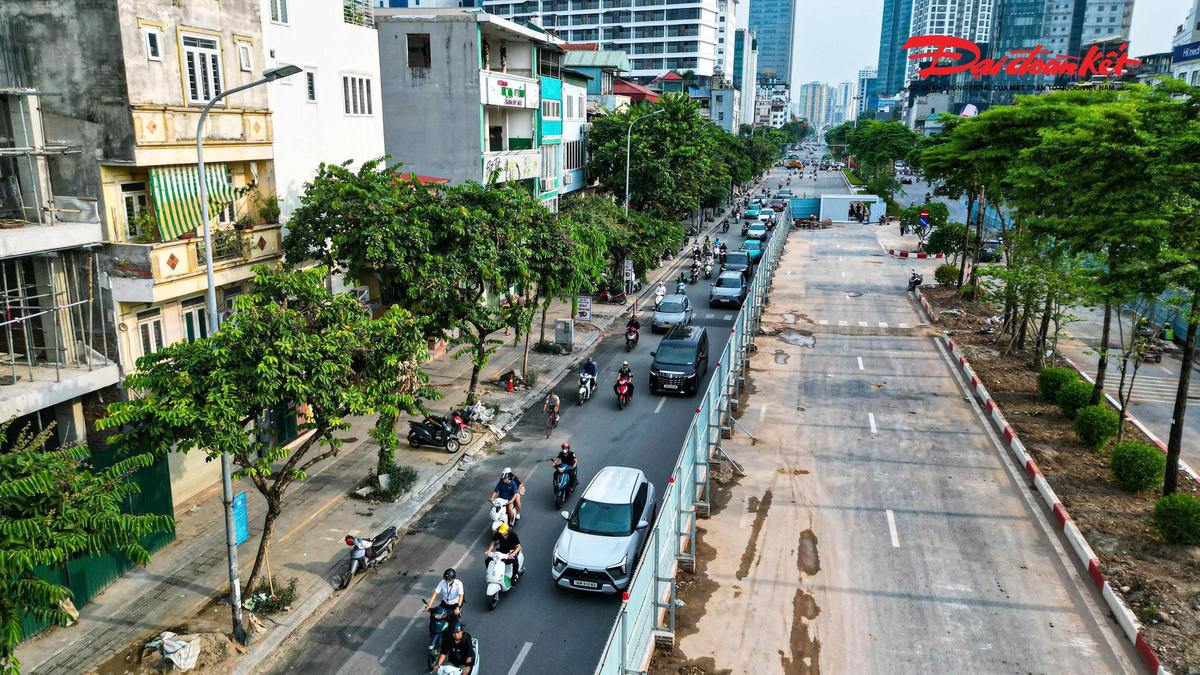 Ga S1 (Quần Ngựa) là một trong các ga ngầm quan trọng của tuyến đường sắt đô thị số 5, kết nối Văn Cao - Ngọc Khánh - Láng - Hòa Lạc. Sau khi hoàn thành, tuyến metro được kỳ vọng sẽ góp phần giảm áp lực giao thông trên các trục đường phía Tây Thủ đô, nâng cao năng lực vận tải hành khách công cộng, đồng thời tăng cường kết nối khu vực nội đô với các đô thị vệ tinh.