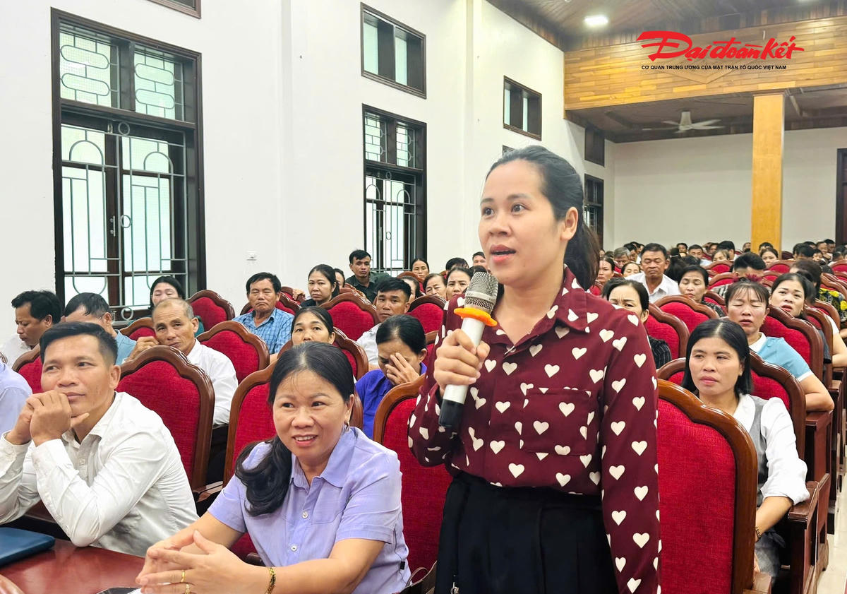 Cán bộ Mặt trận 69 xã, phường và 827 Trưởng Ban Công tác Mặt trận thôn, tổ dân phố trên địa bàn Hà Tĩnh được trang bị kiến thức, trao đổi chuyên môn nghiệp vụ về công tác Mặt trận. Ảnh: TG.