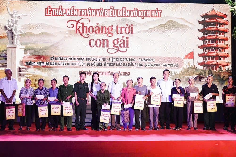 Xúc động lễ tri ân ở Ngã ba Đồng Lộc
