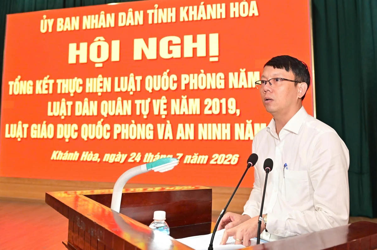 Ông Nguyễn Thanh Hà, Phó Chủ tịch UBND tỉnh Khánh Hòa phát biểu tại hội nghị.