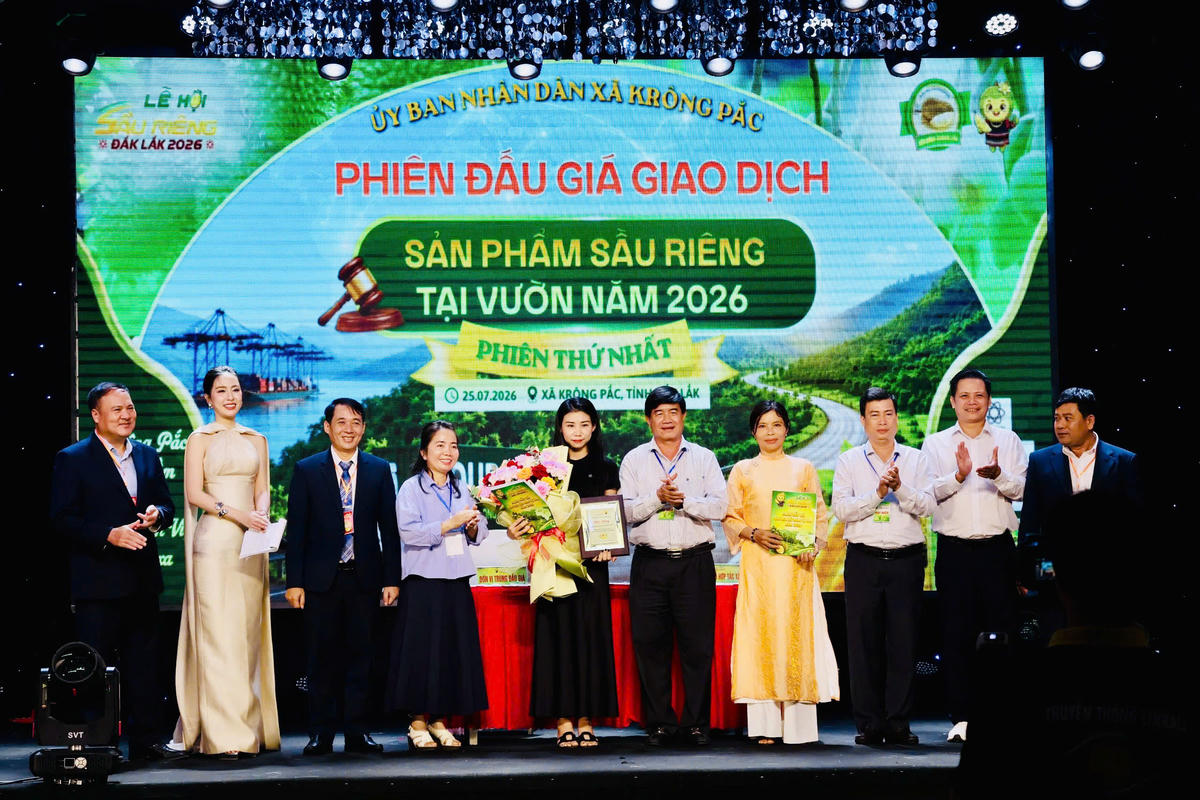 Công ty TNHH Xuất nhập khẩu Nông nghiệp Nguyên Thuận trúng đấu giá phiên thứ nhất với mức giá 68.000 đồng/kg - Ảnh: MP.